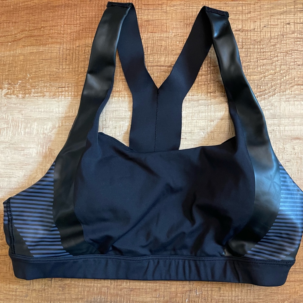 Allyson Felix + Athleta Ultimate Sport bra Size:Medium Color:Black